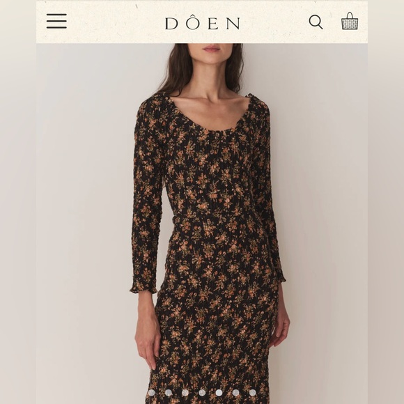 Doen Roselia Dress in Foxglove Floral size M 100% Ramie
Smocked midi maxi dress - Picture 5 of 8